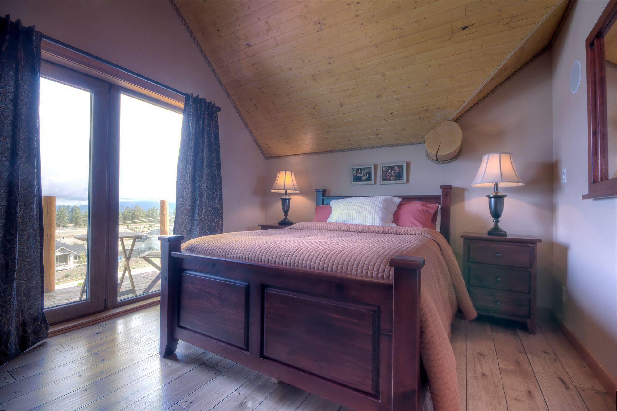 A Okanagan Lakeview Inn 킬로나 외부 사진